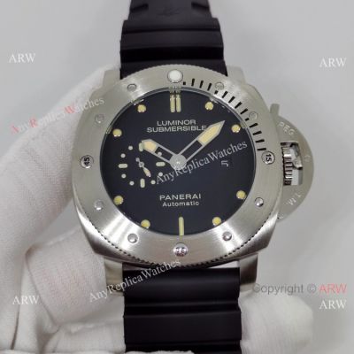 Replica Panerai PAM00305 Luminor Submersible 1950 47mm Rubber Strap